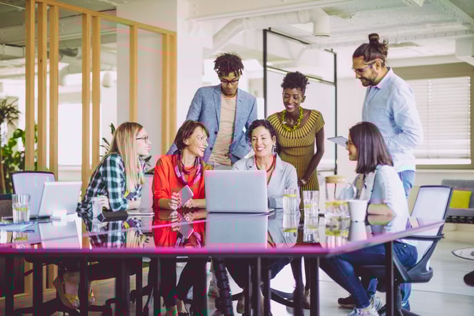 What Is a Learning Experience Platform? (+The Difference Between LEP and Corporate LMS)